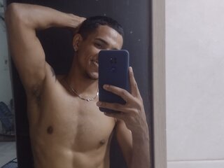 EscorciaJunior adult recorded